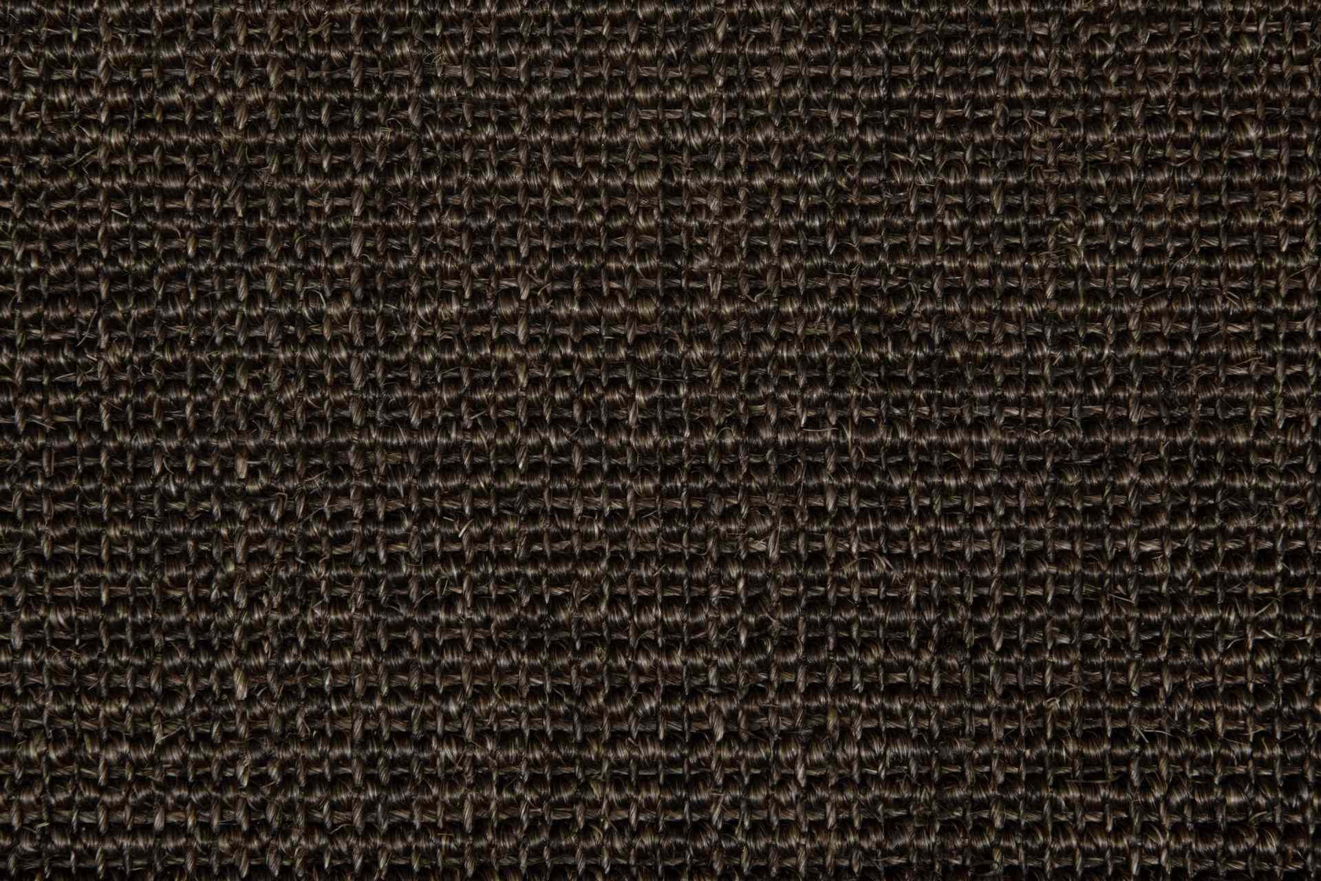 Purstoff chestnut detail